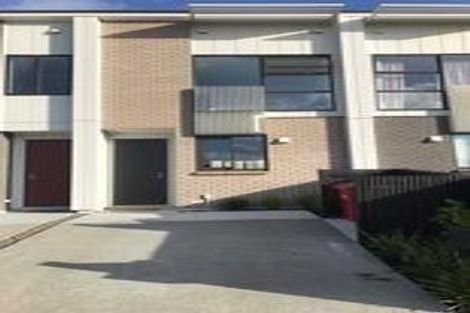 Photo of property in 35a O'meara Street, Swanson, Auckland, 0614