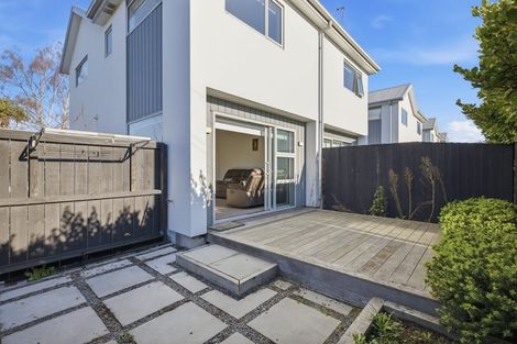 Photo of property in 1/51 Hills Road, Edgeware, Christchurch, 8013