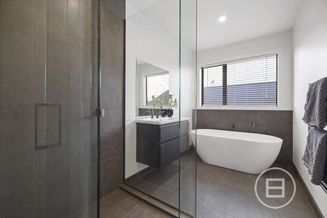 Photo of property in 18 Scurr Terrace, Wanaka, 9305