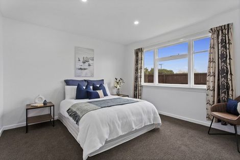 Photo of property in 2 Fulham Street, Islington, Christchurch, 8042