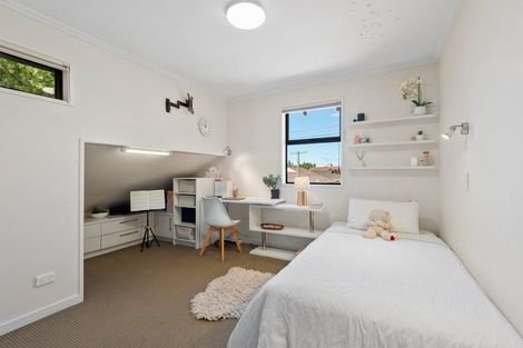 Photo of property in 10 Fifield Street, Roslyn, Dunedin, 9010