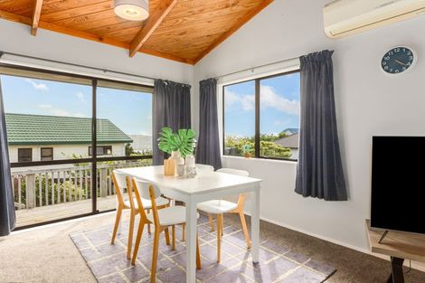 Photo of property in 21 Doncaster Terrace, Ascot Park, Porirua, 5024