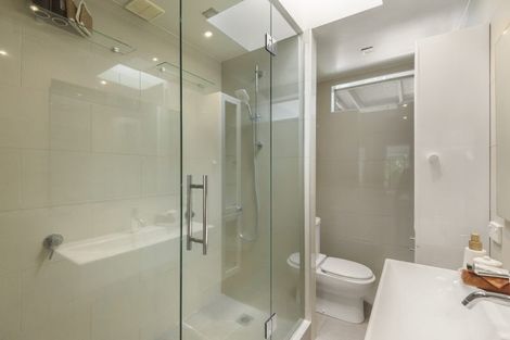 Photo of property in 3/73 Princes Street, Northcote Point, Auckland, 0627