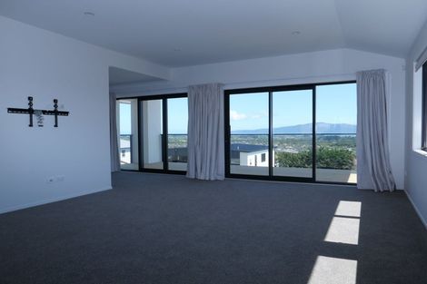 Photo of property in 13 Wilson Way, Waikanae, 5036