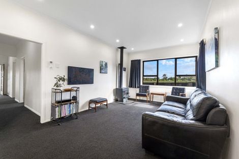 Photo of property in 1576 South Road, Manutahi, Patea, 4598