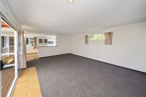 Photo of property in 48 Burns Street, Hawera, 4610