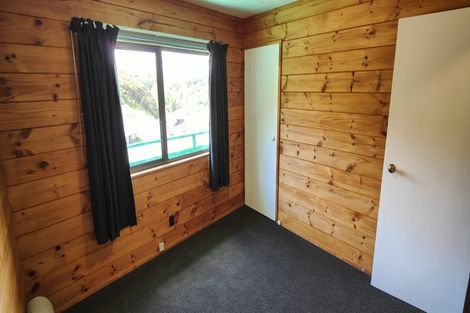 Photo of property in 5 Shackle Lane, Whitby, Porirua, 5024