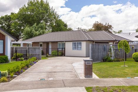 Photo of property in 25 Tarata Grove, Lansdowne, Masterton, 5810
