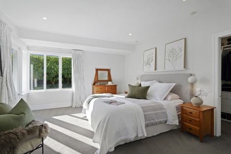 Photo of property in 33 Hardwicke Street, Sumner, Christchurch, 8081