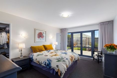 Photo of property in 8 Bernadette Street, Aidanfield, Christchurch, 8025