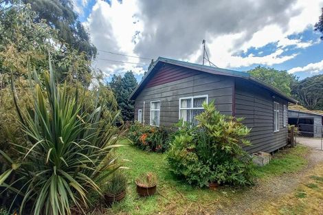 Photo of property in 14 Half Mile Road, Tuatapere, 9620
