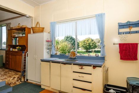 Photo of property in 7 Ruahine Street, Dannevirke, 4930