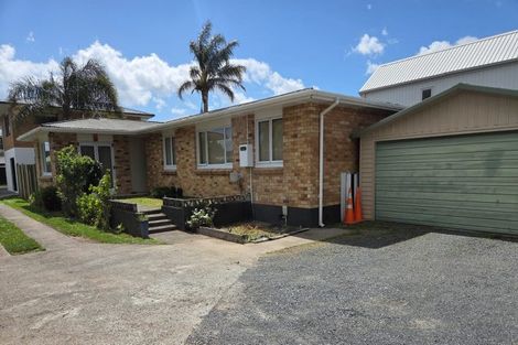 Photo of property in 363 Otumoetai Road, Otumoetai, Tauranga, 3110