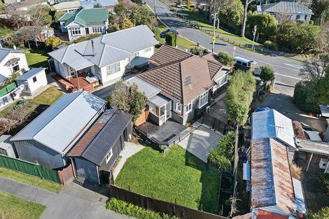 Photo of property in 186 Stapletons Road, Richmond, Christchurch, 8013