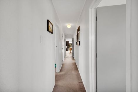 Photo of property in 17 Suther Street, Waverley, 4510