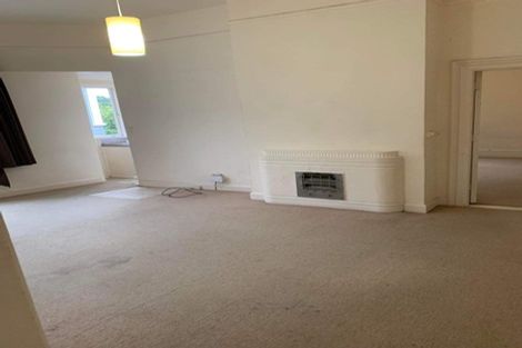 Photo of property in 2/106 Glenmore Street, Northland, Wellington, 6012