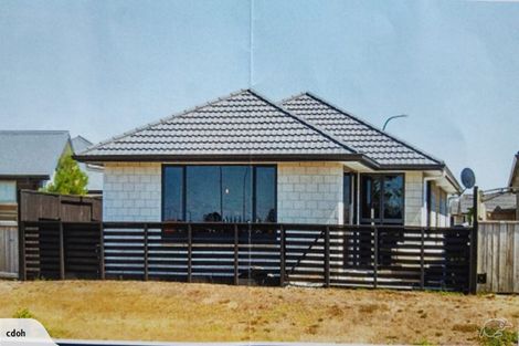 Photo of property in 15 Ponga Place, Papamoa Beach, Papamoa, 3118