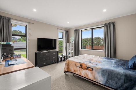Photo of property in 3 Lakeside Terrace, Omokoroa, 3114