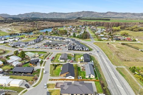 Photo of property in 8 Hebbard Court, Albert Town, Wanaka, 9305