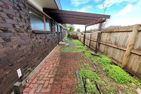 Photo of property in 2/10 Central Avenue, Papatoetoe, Auckland, 2025