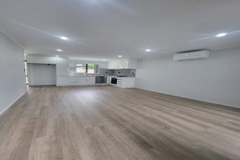 Photo of property in 8c Kent Road, Manurewa, Auckland, 2102