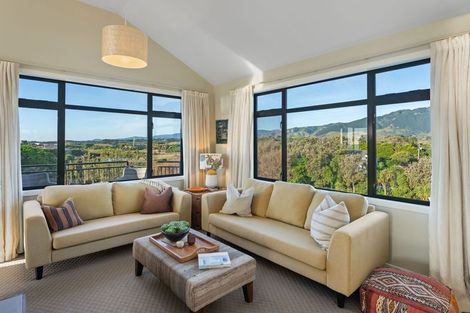 Photo of property in 8 Beachview Grove, Peka Peka, Waikanae, 5391