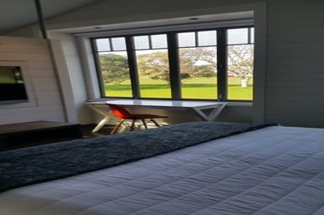 Photo of property in 20 Seabreeze Road, Narrow Neck, Auckland, 0624