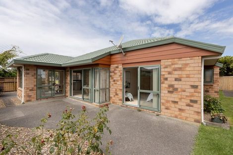 Photo of property in 8 Paua Cove, Papamoa Beach, Papamoa, 3118