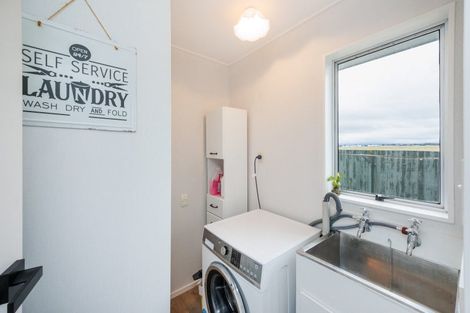 Photo of property in 32 Leander Place, Milson, Palmerston North, 4414