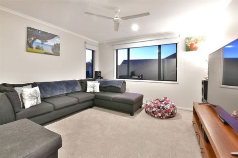 Photo of property in 32 Woodridge Drive, Stanmore Bay, Whangaparaoa, 0932