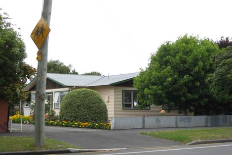Photo of property in 66 Avondale Road, Avondale, Christchurch, 8061