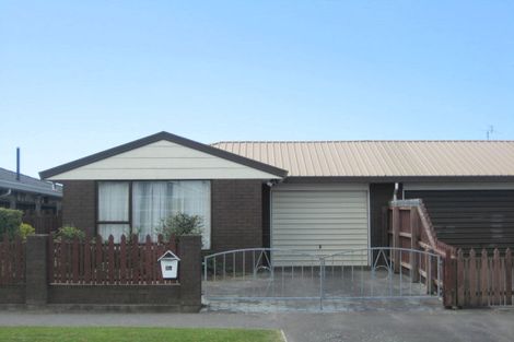 Photo of property in 6b Rolfe Place, Bishopdale, Christchurch, 8053