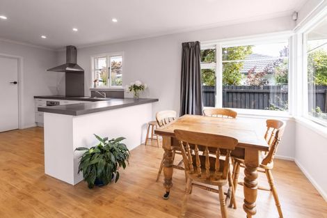 Photo of property in 8a Kyeburn Place, Avonhead, Christchurch, 8042