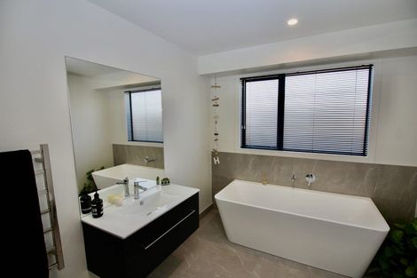 Photo of property in 3 Awatea Drive, Whitianga, 3510