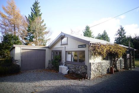Photo of property in 5 Pioneer Drive, Lake Tekapo, 7999