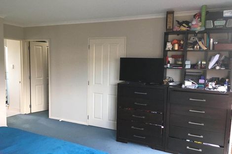 Photo of property in 2/26a Dallinghoe Crescent, Milford, Auckland, 0620