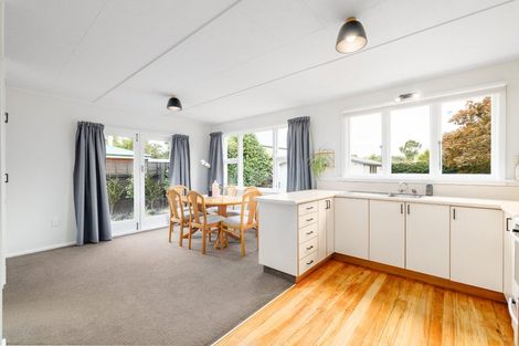 Photo of property in 114 Mooray Avenue, Bishopdale, Christchurch, 8053