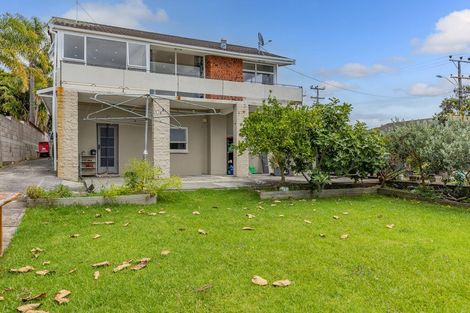 Photo of property in 177 Coronation Road, Hillcrest, Auckland, 0627