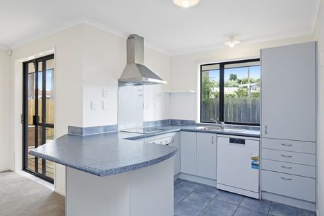 Photo of property in 1 Ranch Place, Pukekohe, 2120