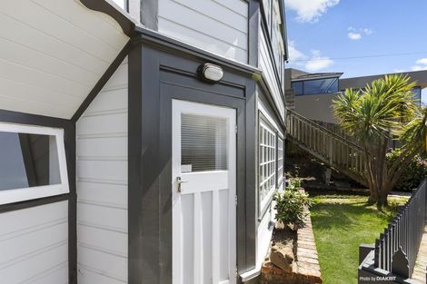 Photo of property in 62 Roseneath Terrace, Roseneath, Wellington, 6011