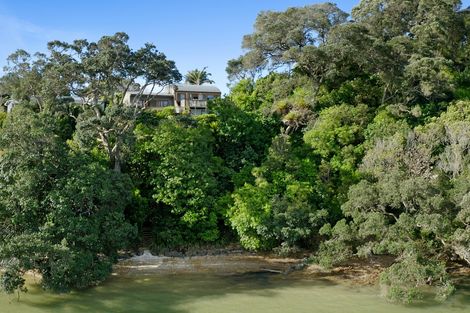 Photo of property in 417 Leigh Road, Whangateau, 0985