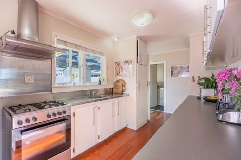 Photo of property in 73 Middle Road, Havelock North, 4130