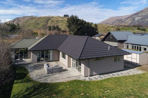 Photo of property in 42 Erskine Street, Lake Hayes, Queenstown, 9304