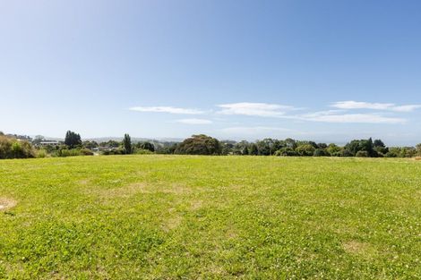 Photo of property in 97 Oak Road, Poraiti, Napier, 4112