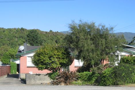 Photo of property in 656 Main Road North, Te Marua, Upper Hutt, 5018