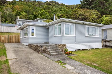 Photo of property in 71 Petrie Street, Wainuiomata, Lower Hutt, 5014