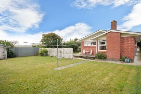 Photo of property in 17 Ashgrove Street, Rangiora, 7400