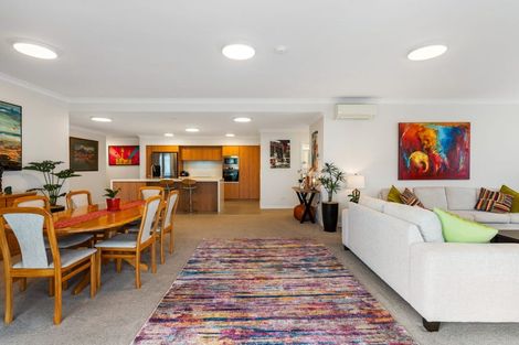 Photo of property in 77 Parkside Drive, Orewa, 0931