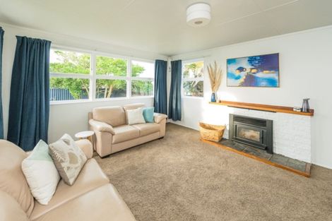 Photo of property in 56 Lee Street, Castlecliff, Whanganui, 4501