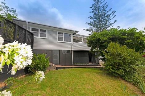 Photo of property in 5b Tirimoana Road, Te Atatu South, Auckland, 0602